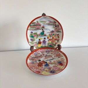 Vintage Hand-Painted Japanese Decorative Plates (Set of 2)
